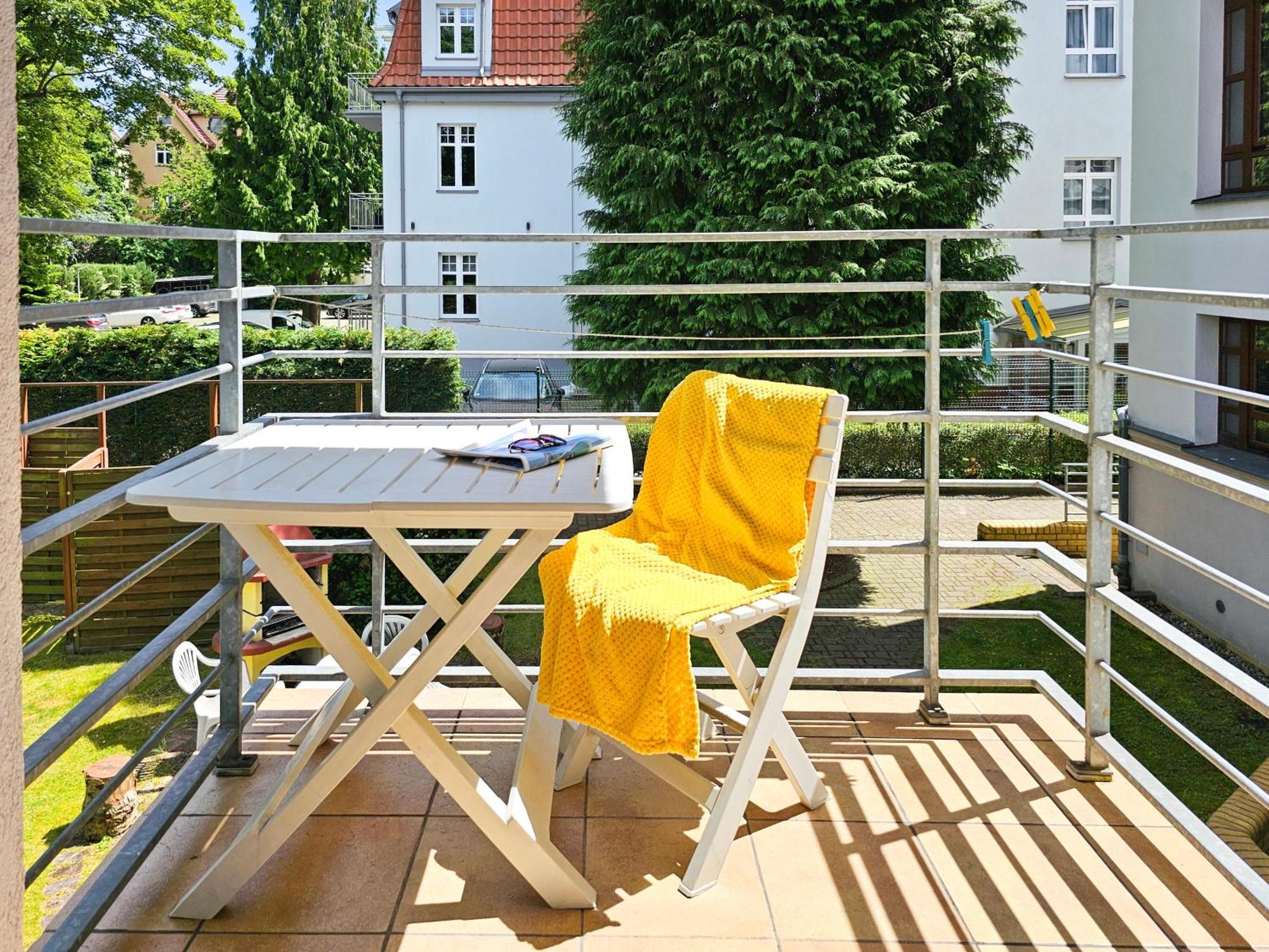 Visit Baltic - Dom Labedz Apartment Swinoujscie Bagian luar foto