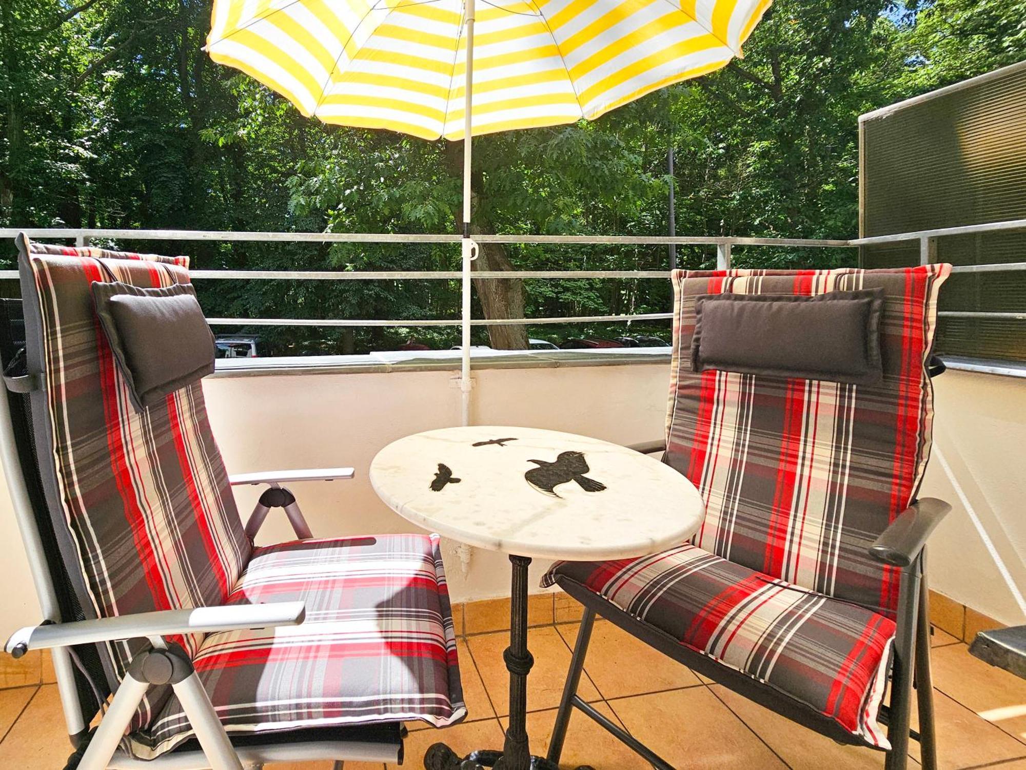 Visit Baltic - Dom Labedz Apartment Swinoujscie Bagian luar foto